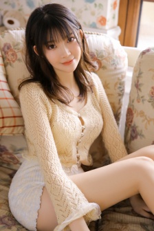 少妇厨房与子伦视频播放